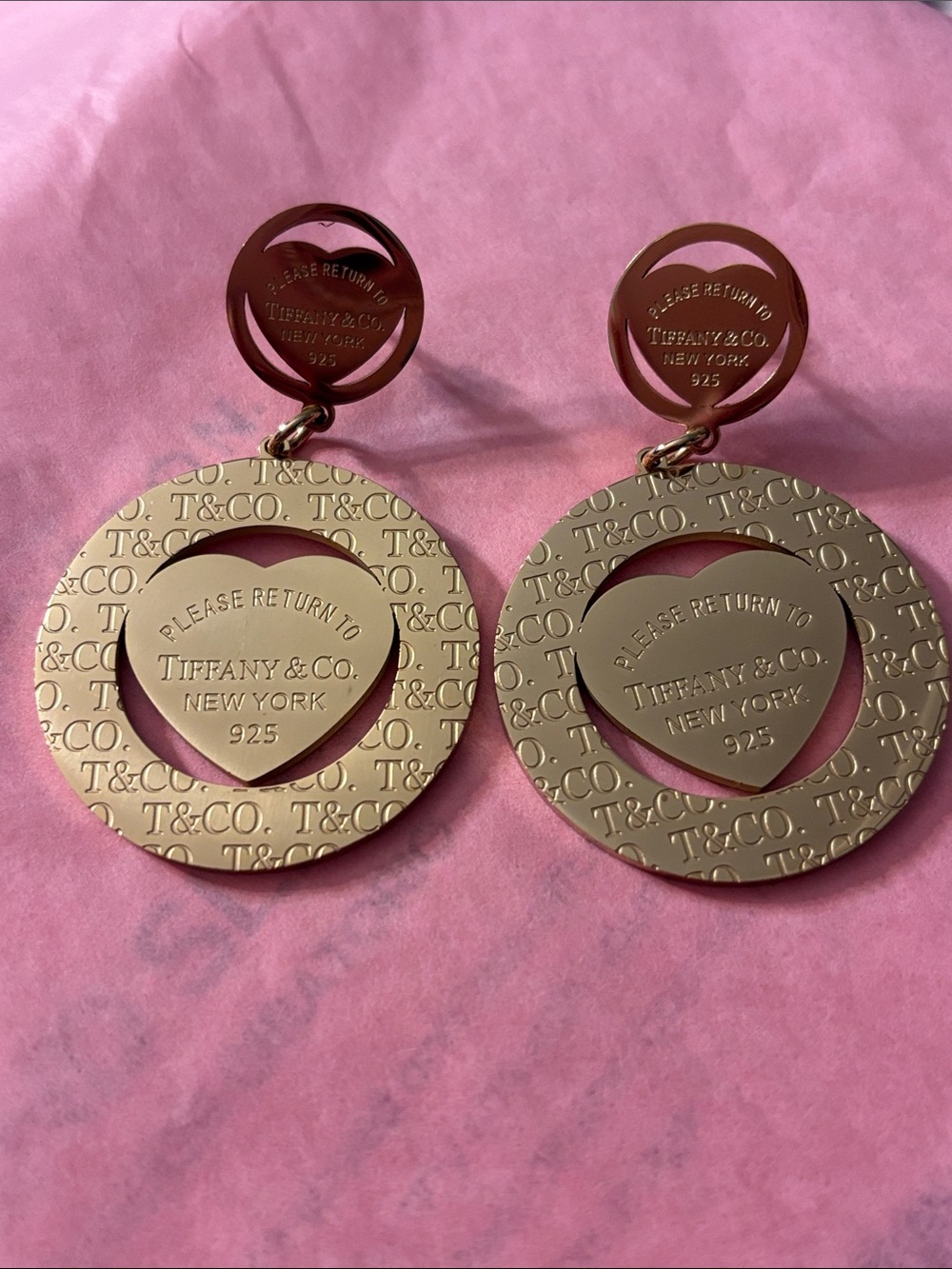 Brand New !! Gold Heart Drop Statement Earrings